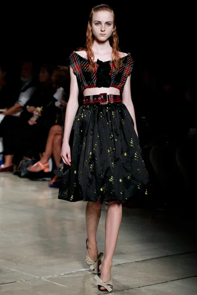 Look 30